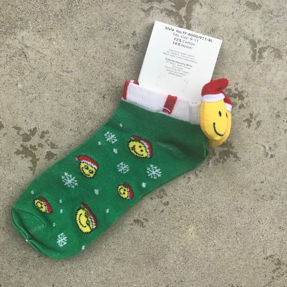 Bundle Sale! Christmas Smiley Socks NWOT - Picture 2 of 5